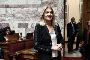 Η Δώρα Αυγέρη