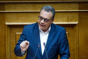 Ο Σωκράτης Φάμελλος στη Βουλή