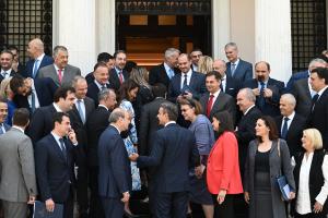 Ο Κυριάκος Μητσοτάκης και οι υπουργοί της κυβέρνησης