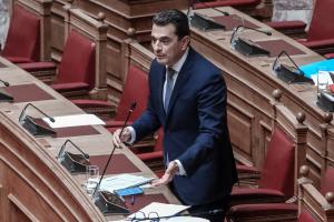 Ο Κώστας Σκρέκας στα έδρανα της Βουλής