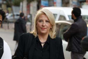 Η Ρένα Δούρου
