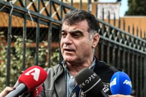 Ο Κώστας Βαξεβάνης