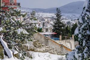 ΧΙΟΝΙΑ ΚΑΙΡΟΣ