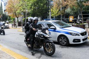 Μηχανές της αστυνομίας και περιπολικό