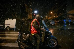 Διανομέας στο χιόνι