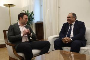 Ο Στέφανος Κασσελάκης με τον Σταύρο Αυγουστίδη