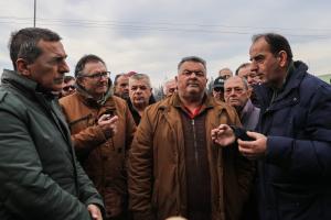 ΚΟΥΡΕΤΑΣ ΑΓΡΟΤΕΣ