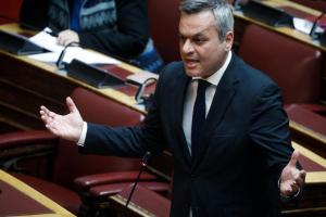 Ο Χάρης Μαμουλάκης