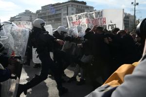 Επίθεση ΜΑΤ σε φοιτητές