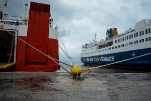 Πλοία δεμένα στο λιμάνι