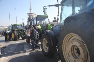 Τρακτέρ και αγρότες στη Θεσσλαονίκη
