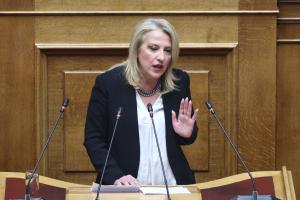 ΡΕΝΑ ΔΟΥΡΟΥ