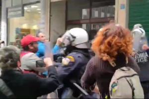 ΜΑΤ κατά πωλητή της «Σχεδίας»