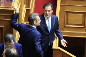 Κυριάκος Μητσοτάκης και Άδωνις Γεωργιάδης στη Βουλή