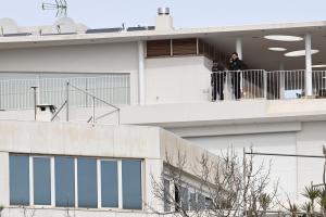 Αστυνομικοί σε ναυτιλιακή εταιρία στη Γλυφάδα