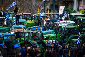 Τρακτέρ και αγρότες