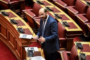 Ο Ιάσων Φωτήλας στη Βουλή