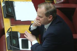 Ο Κώστας Καραμανλής στη Βουλή
