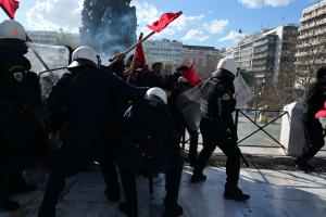 Επίθεση των ΜΑΤ