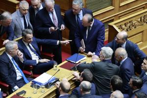 Κυριάκος Μητσοτάκης Βουλή υπουργοί Μάκης Βορίδης
