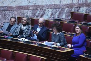 ΣΥΖΗΤΗΣΗ ΣΤΗΝ ΟΛΟΜΕΛΕΙΑ ΤΗΣ ΒΟΥΛΗΣ ΤΟΥ ΠΟΡΙΣΜΑΤΟΣ ΤΗΣ ΕΞΕΤΑΣΤΙΚΗΣ ΕΠΙΤΡΟΠΗΣ ΓΙΑ ΤΟ ΠΟΛΥΝΕΚΡΟ ΣΙΔΗΡΟΔΡΟΜΙΚΟ ΔΥΣΤΥΧΗΜΑ ΤΩΝ ΤΕΜΠΩΝ
