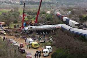Σύγκρουση τρένων στα Τέμπη