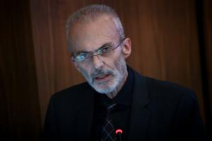 ΜΑΥΡΟΣ