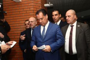 Ο Άδωνις Γεωργιάδης στο νοσοκομείο Παπαγεωργίου