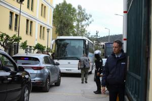 ΜΕΤΑΓΩΓΗ ΣΤΟΝ ΑΝΑΚΡΙΤΗ ΑΘΗΝΩΝ ΑΤΟΜΩΝ ΓΙΑ ΤΗΝ ΥΠΟΘΕΣΗ ΔΟΛΟΦΟΝΙΑΣ ΤΟΥ ΑΣΤΥΝΟΜΙΚΟΥ ΤΩΝ ΜΑΤ ΓΙΩΡΓΟΥ ΛΥΓΓΕΡΙΔΗ