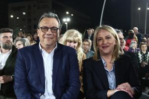 Ο Σωκράτης Φάμελλος και η Ρένα Δούρου