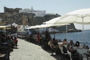 Η Νίσυρος
