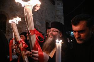 ΑΦΙΞΗ ΤΟΥ ΑΓΙΟΥ ΦΩΤΟΣ ΣΤΗΝ ΕΞΑΡΧΙΑ ΤΟΥ ΠΑΝΑΓΙΟΥ ΤΑΦΟΥ ΣΤΗΝ ΠΛΑΚΑ