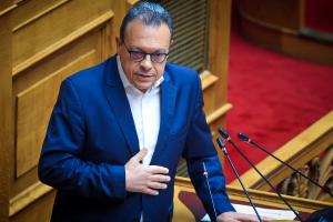 ΦΑΜΕΛΛΟΣ ΒΟΥΛΗ