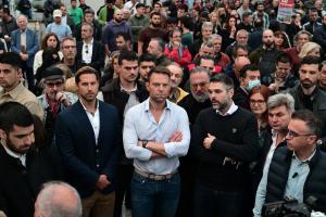 Ο Στέφανος Κασσελάκης στο συλλαλητήριο των εργαζομένων της ΛΑΡΚΟ