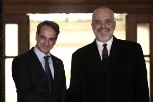 Ο Κυριάκος Μητσοτάκης και ο Έντι Ράμα