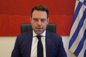 Ο Στέφανος Κασσελάκης κάνει δηλώσεις