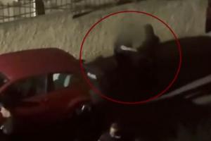 Βίντεο ντοκουμέντο από τη σύλληψη του 59χρονου που έκαψε τη σορό του πατέρα του στα Άνω Λιόσια