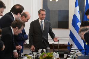Ο Κυριάκος Μητσοτάκης στο υπουργικό συμβούλιο