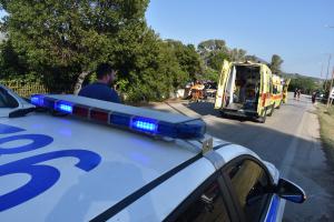 Περιπολικό και ασθενοφόρο