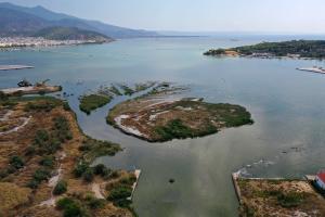 Εκβολές του Ξυριά στο λιμάνι του Βόλου