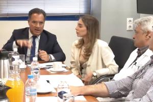 Ο Άδωνις Γεωργιάδης σε σύσκεψη