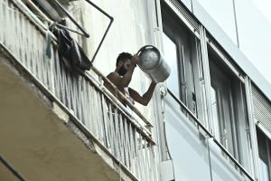 Άνδρας στην Αχαρνών