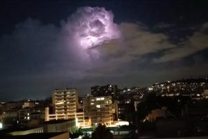 Αστραπή στην Αθήνα