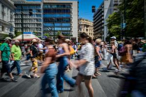 Άνθρωποι στον δρόμο