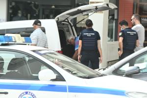 Αστυνομικοί στη Νέα Σμύρνη
