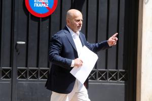 Ο Γιάννης Αλαφούζος