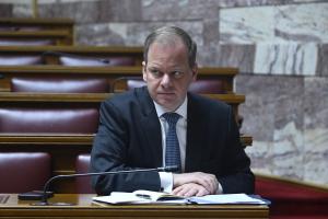 Ο Κώστας Καραμανλής στη Βουλή