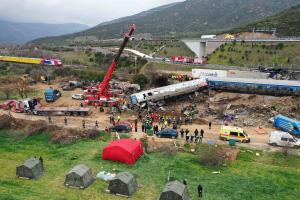 Σύγκρουση τρένων στα Τέμπη