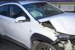 Αυτοκίνητο με υλικές ζημιές