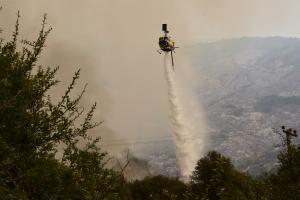 ΦΩΤΙΑ ΞΥΛΟΚΑΣΤΡΟ ΠΥΡΟΣΒΕΣΤΙΚΟ ΕΛΙΚΟΠΤΕΡΟ